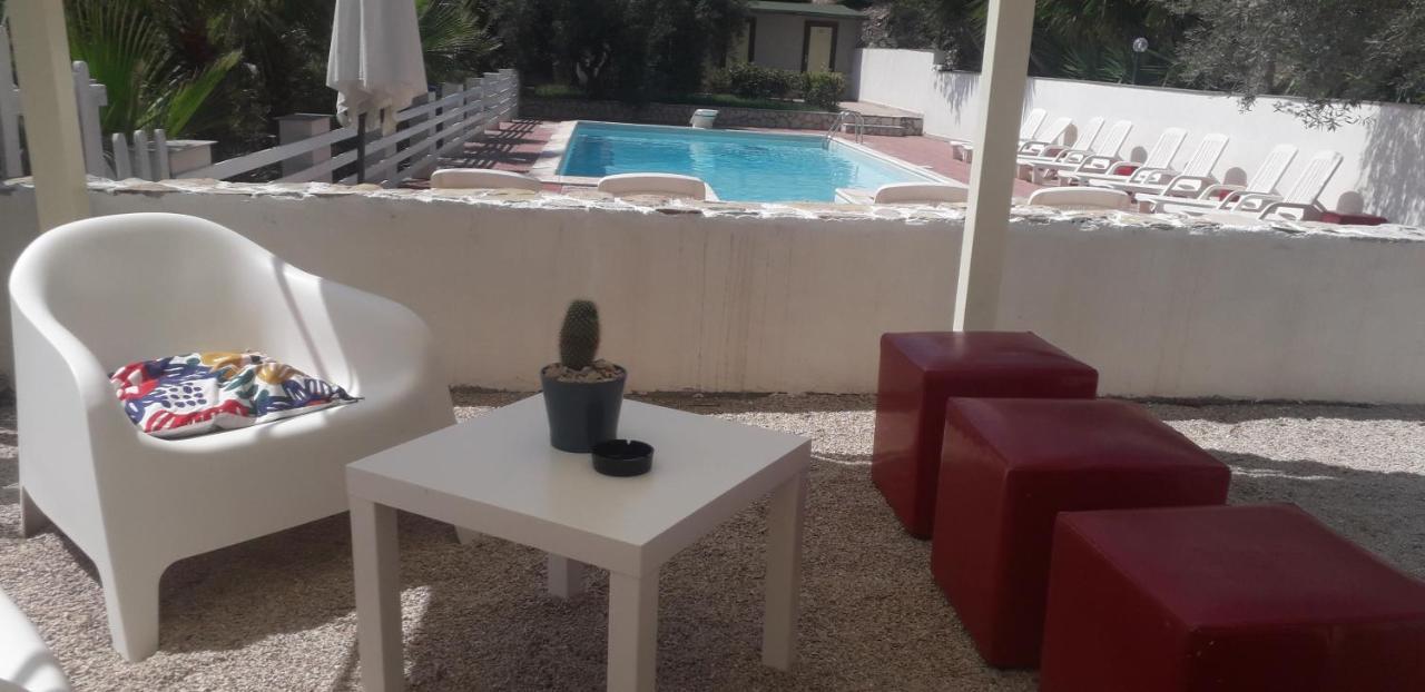 San Placido Green House Villa con Piscina Castel di Iudica Exterior foto